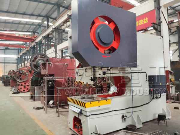 200噸深喉沖床喉深1250mm